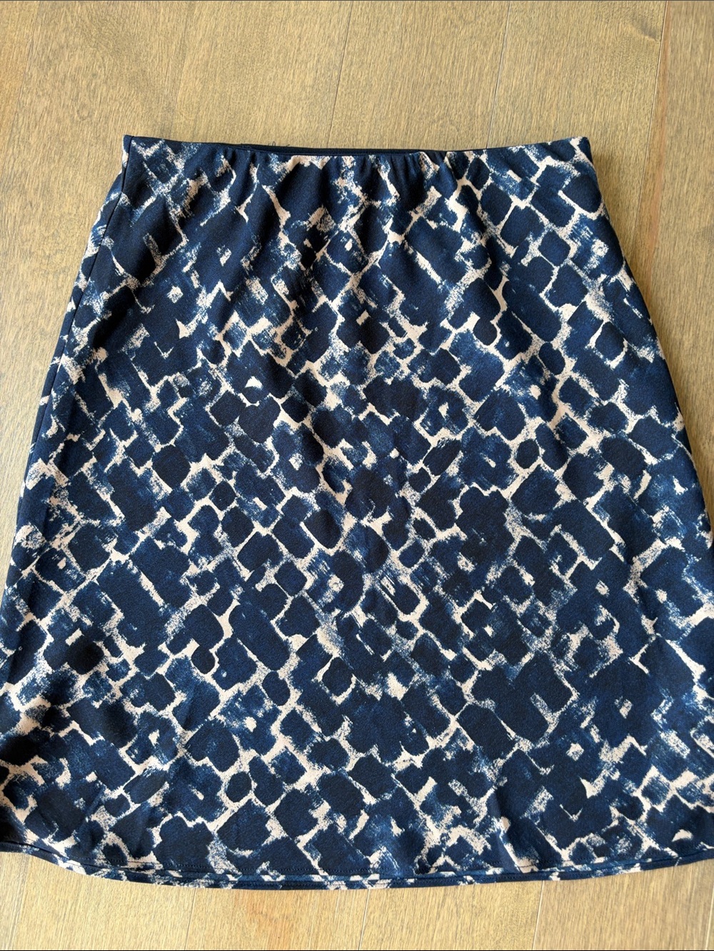Babaton Navy and Cream Abstract Print A-Line Skirt